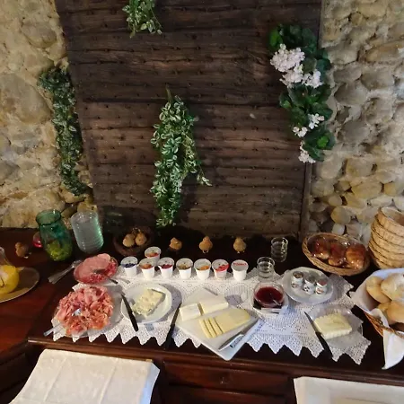 Antico Pozzo Bed & Breakfast *